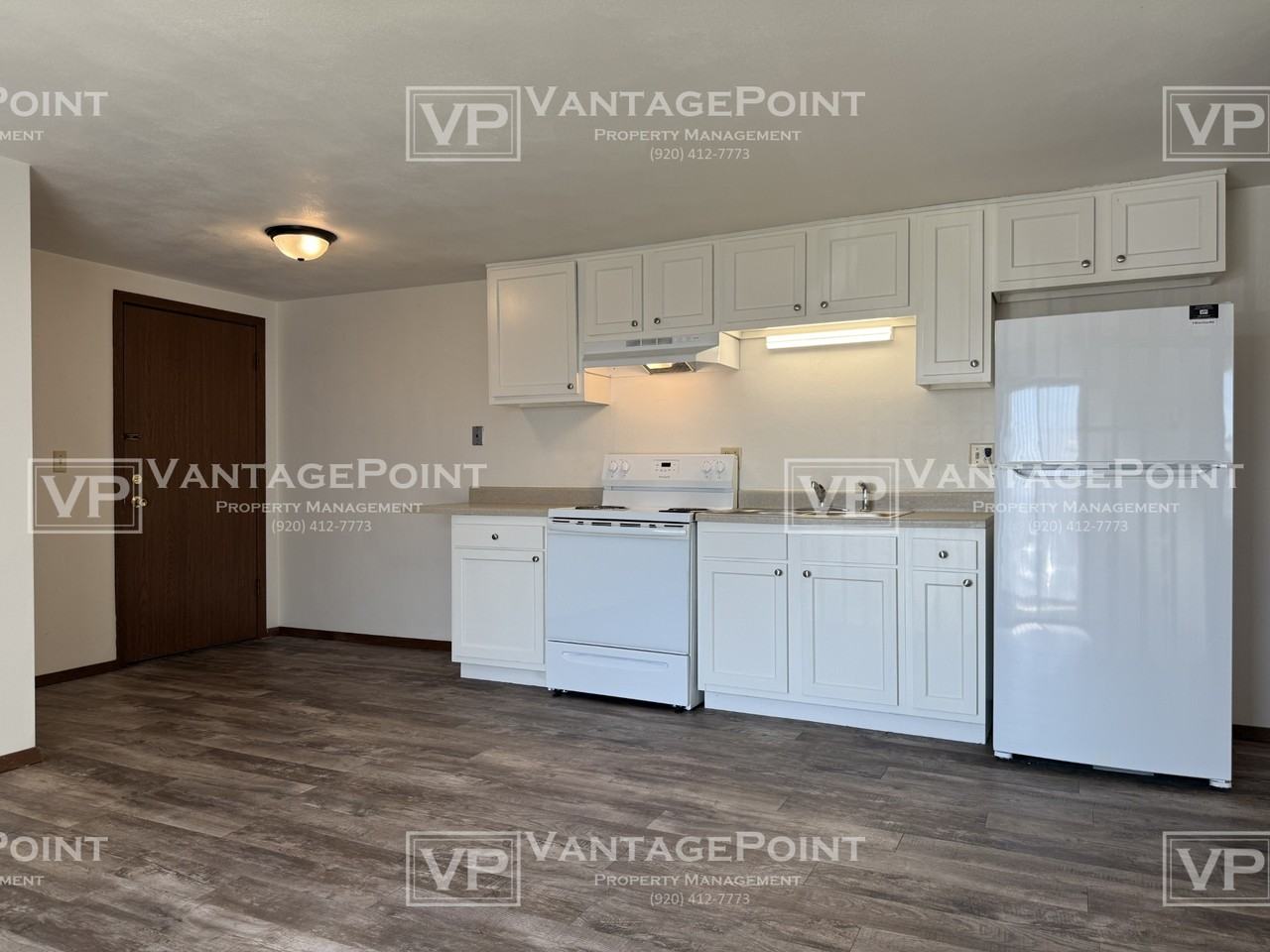 1920 Division St #11 - Photo 3 of 13