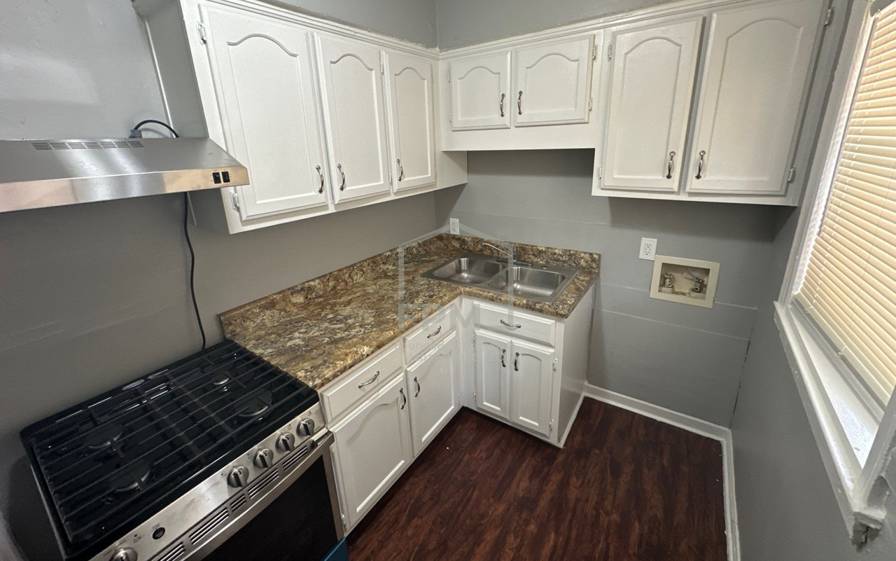 3030 Gulf Ave #1 - Photo 4 of 14