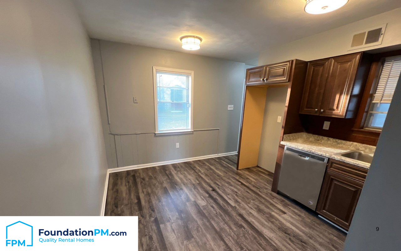 4325 Merlcrest Cv #1 - Photo 4 of 15