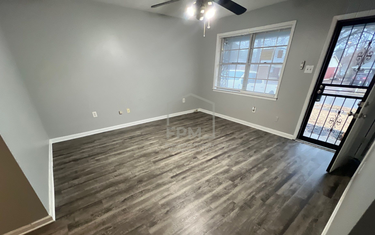 4325 Merlcrest Cv #1 - Photo 5 of 15