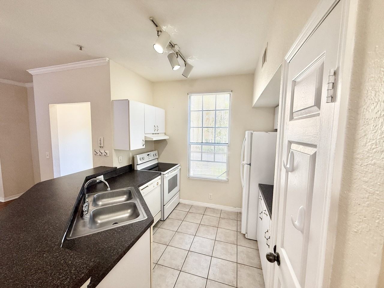 6320 Raleigh St #1 - Photo 5 of 8