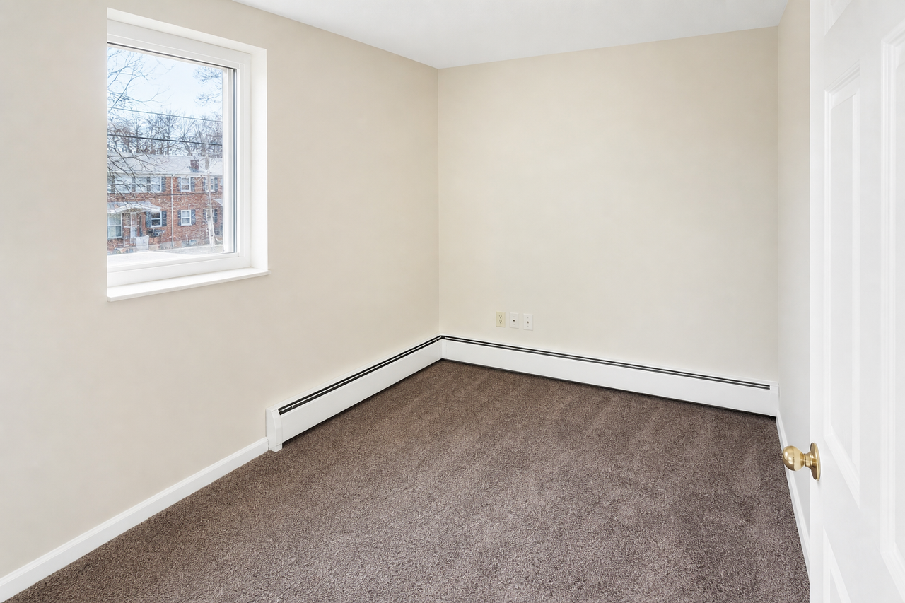 284 MOON CLINTON ROADAPT 1 #1 - Photo 6 of 9