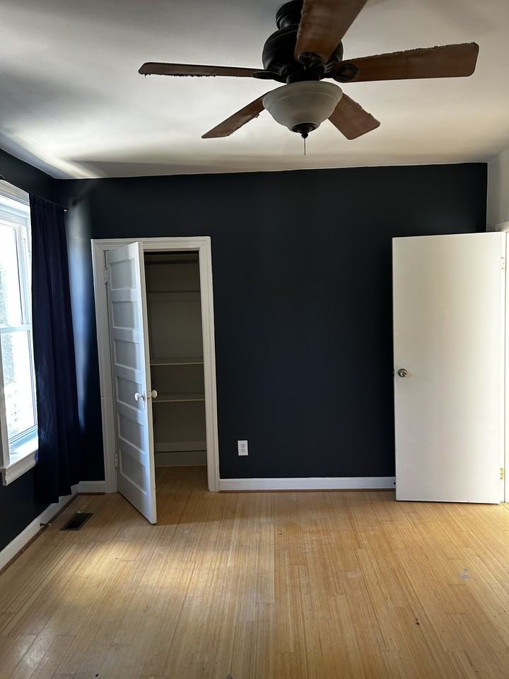 1254 Half St Sw #D - Photo 7 of 11