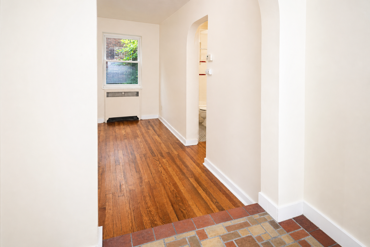 183 MORRISON DRIVEAPT 2 #2 - Photo 4 of 11