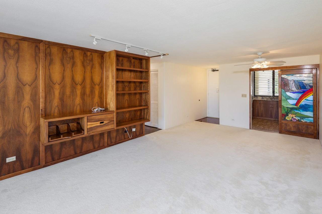 6770 Hawaii Kai Dr #1 - Photo 4 of 21