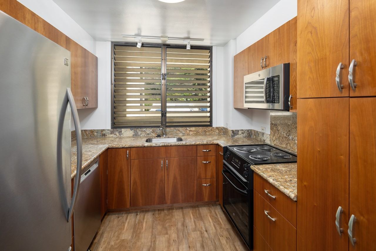 6770 Hawaii Kai Dr #1 - Photo 6 of 21