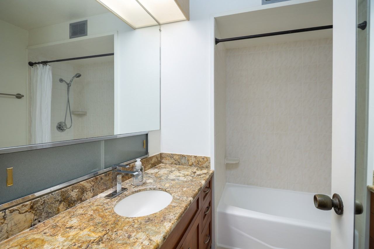 6770 Hawaii Kai Dr #1 - Photo 7 of 21