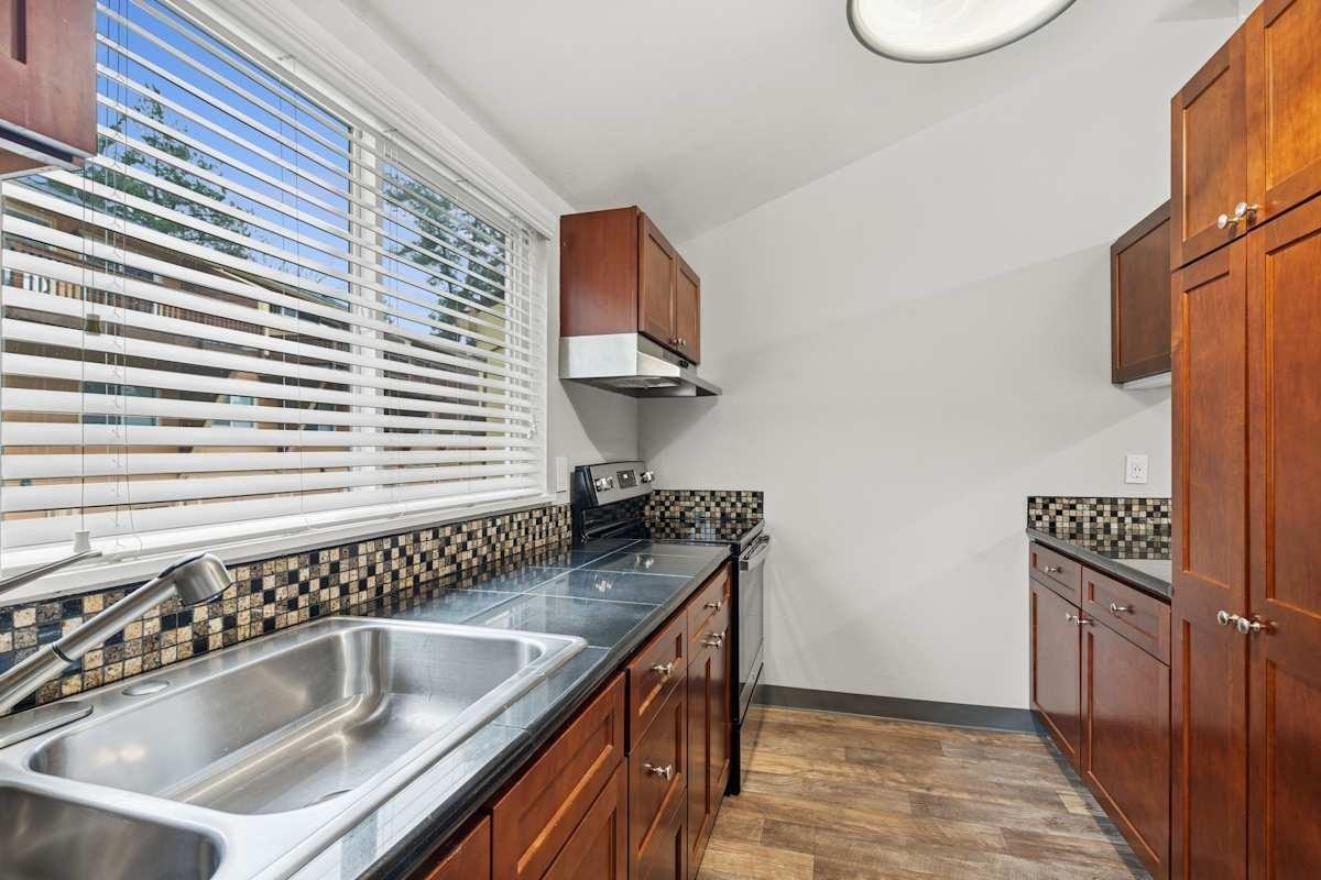 50 Kerr Pkwy - Photo 7 of 30