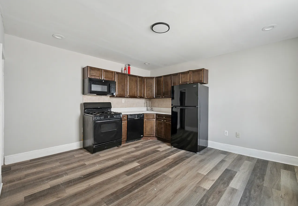 424 N 64th St #1 - Photo 7 of 14