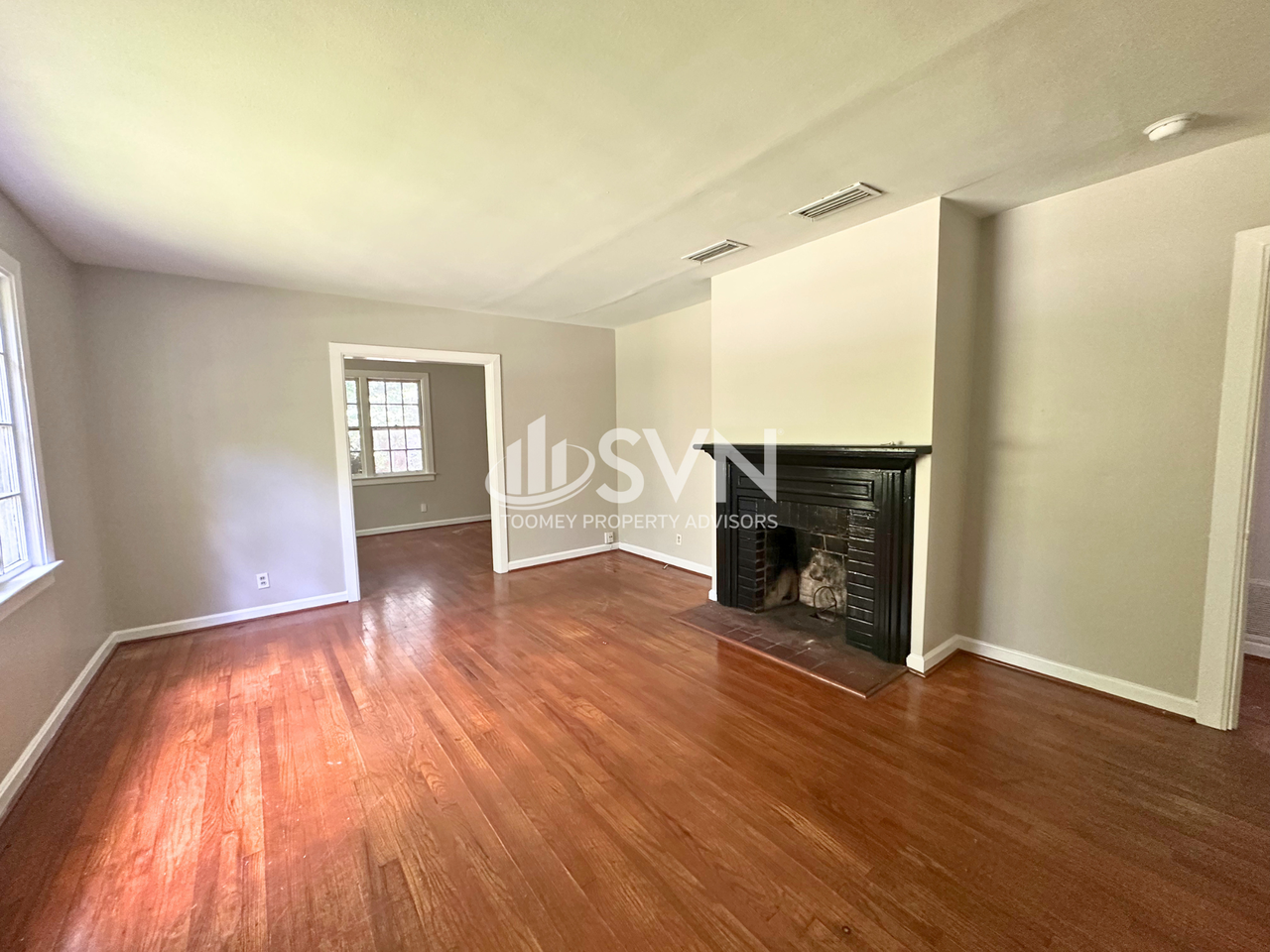 4823 Auburn Dr S - Photo 5 of 26