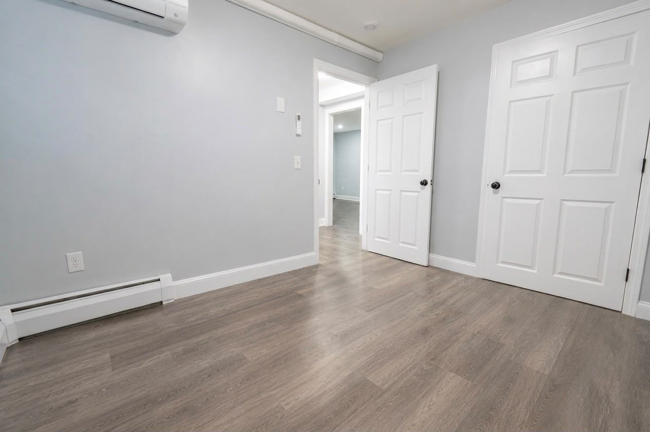 225 S Main St #6 - Photo 7 of 9