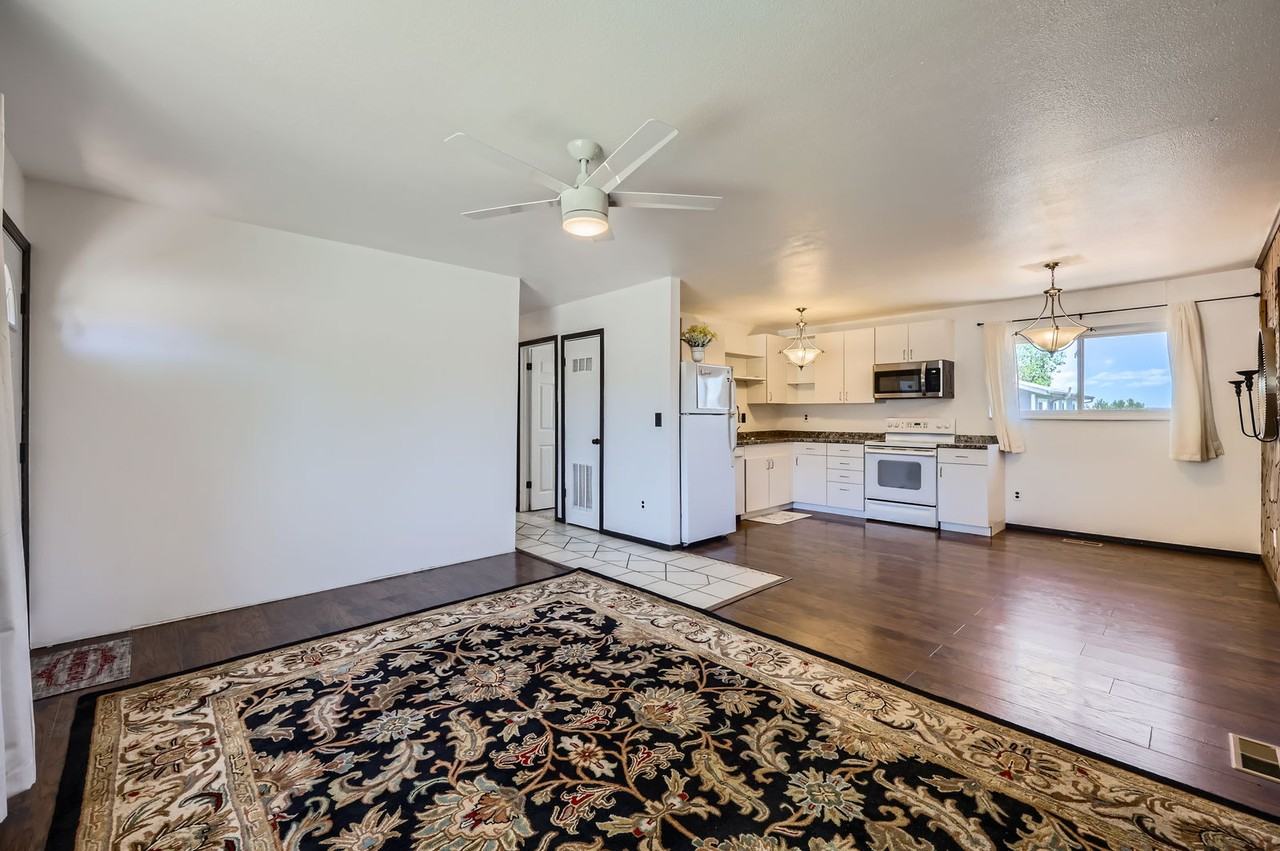 4503 Chamberlin South Ct #1 - Photo 5 of 11