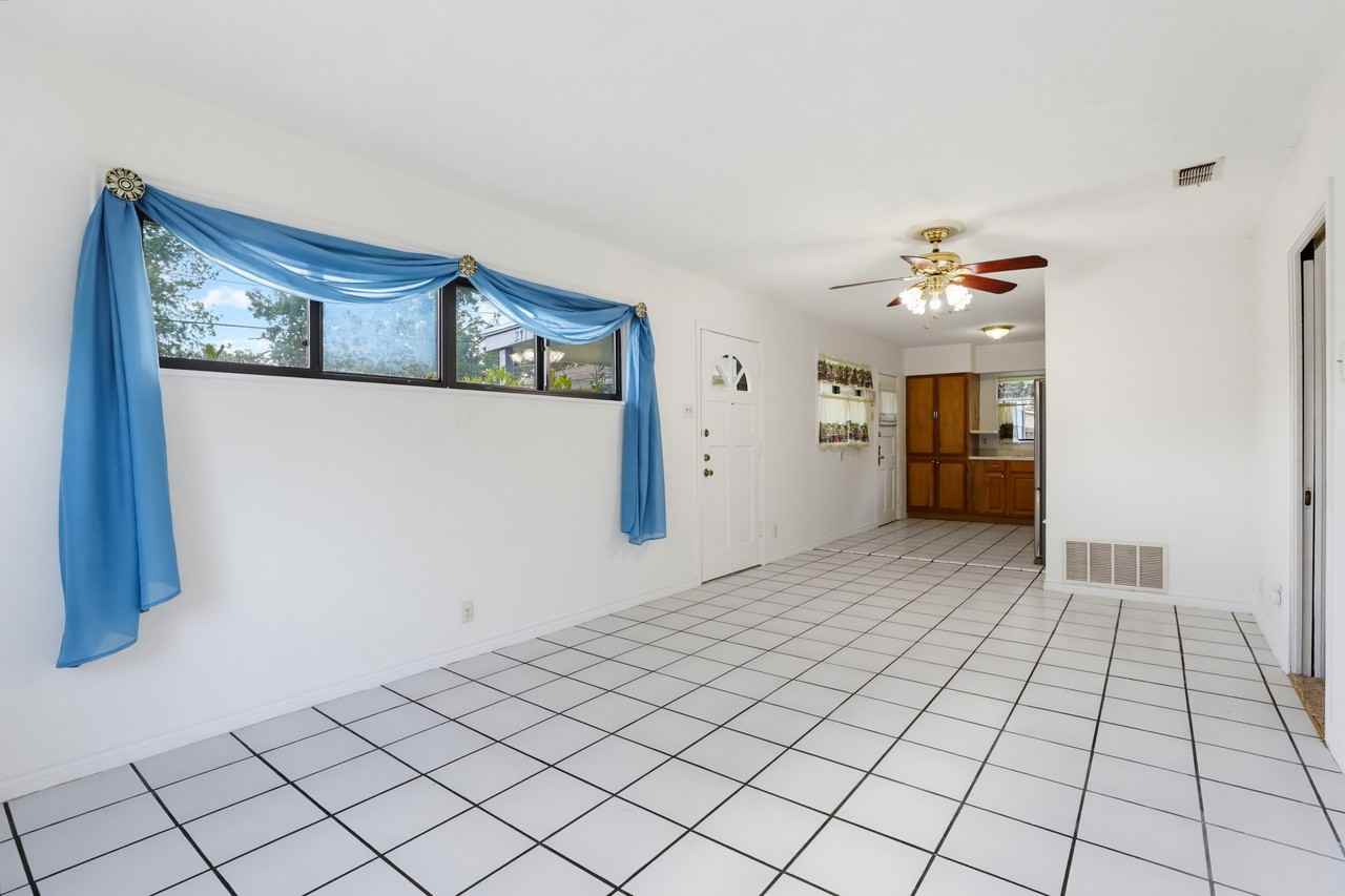 271 Wayside Dr #1 - Photo 5 of 16