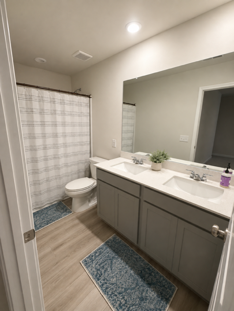 644 Emerson Ln #1 - Photo 5 of 14