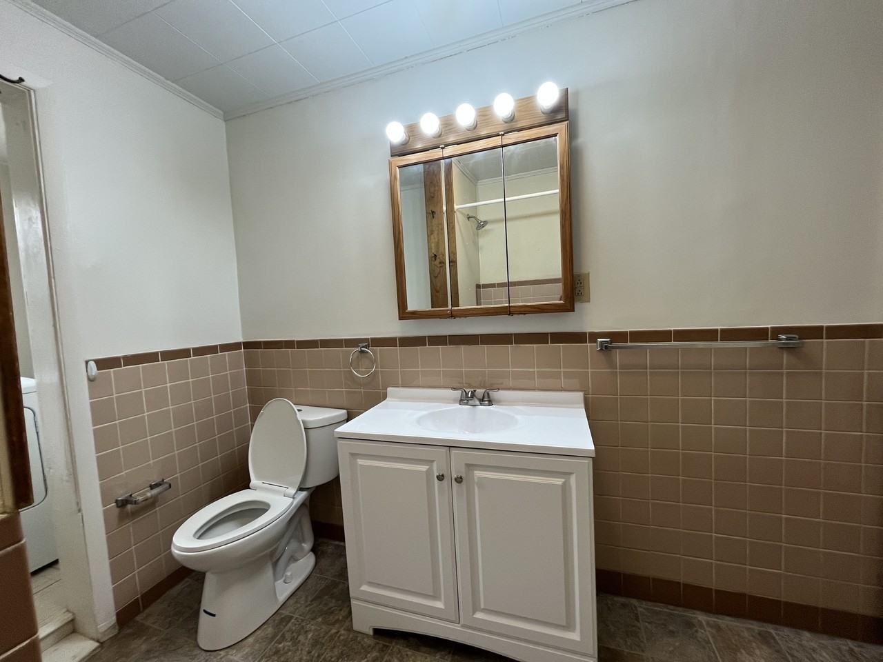 2801 Canby St #2 - Photo 4 of 22