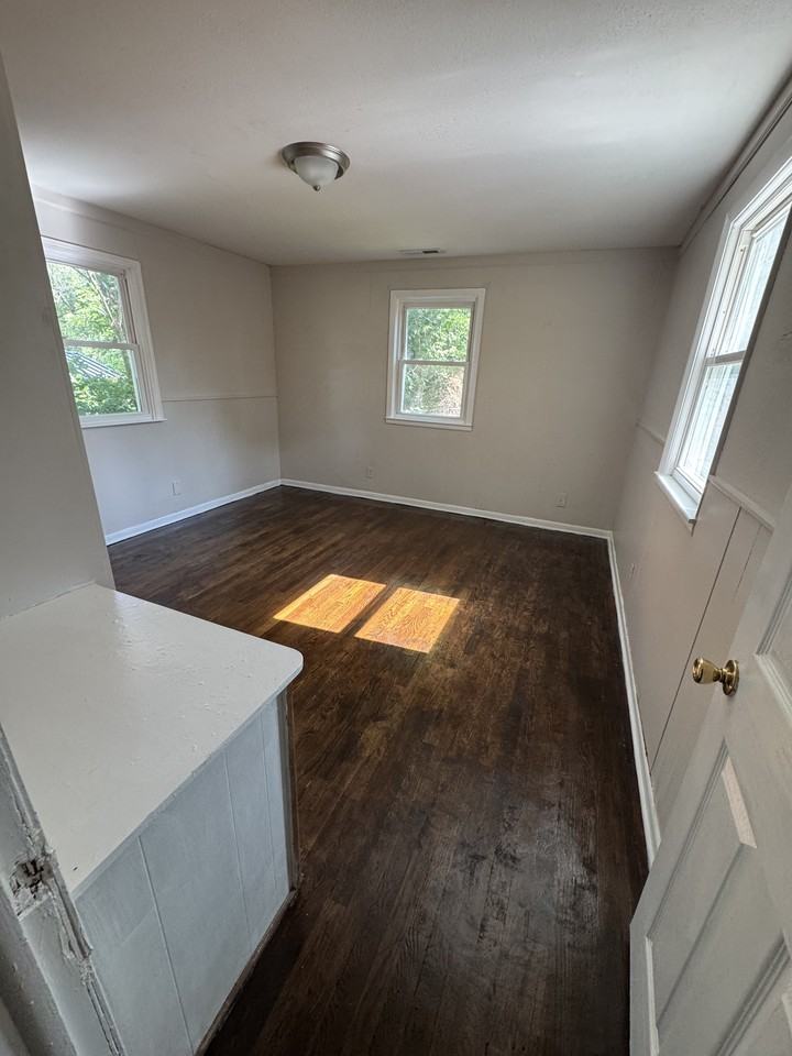 831 Se 33rd St #1 - Photo 5 of 10