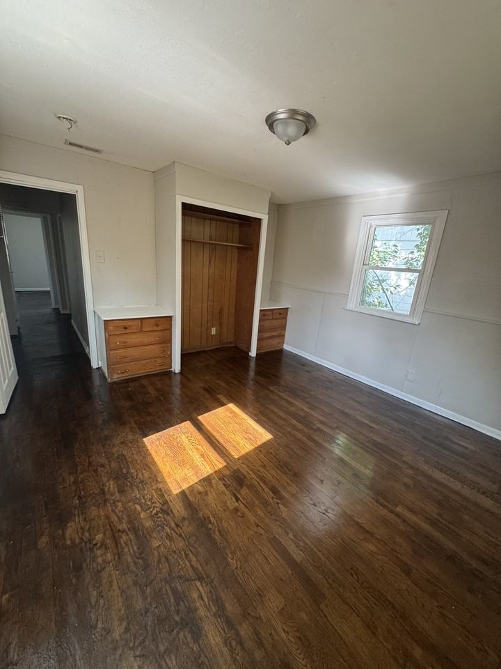 831 Se 33rd St #1 - Photo 6 of 10