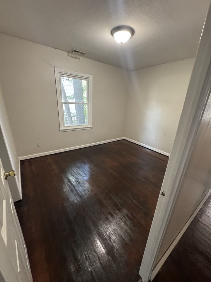 831 Se 33rd St #1 - Photo 7 of 10