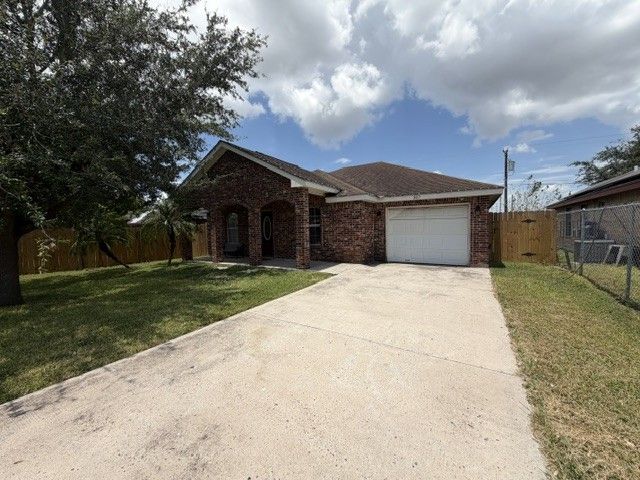 307 Reid Dr #1 - Photo 2 of 5
