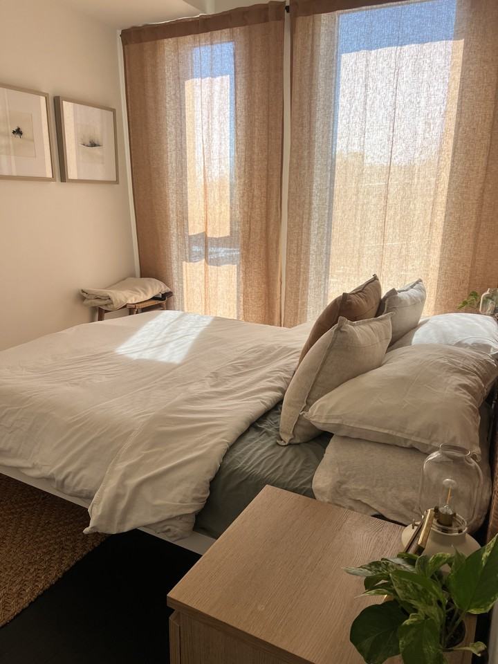 57 Brock Avenue #404 - Photo 5 of 11