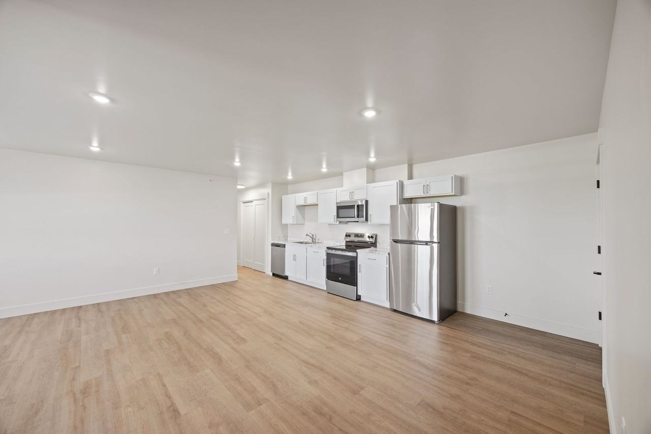 Altus Apartment Homes - Photo 5 of 25