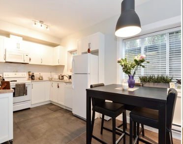 17373 2 Avenue - Photo 2 of 4