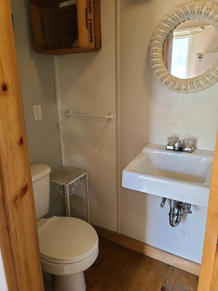 20 Pete's Greens Rd #3 - Photo 2 of 4