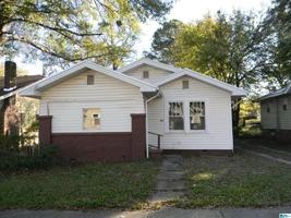 featured image of 4303 10th Ave #1