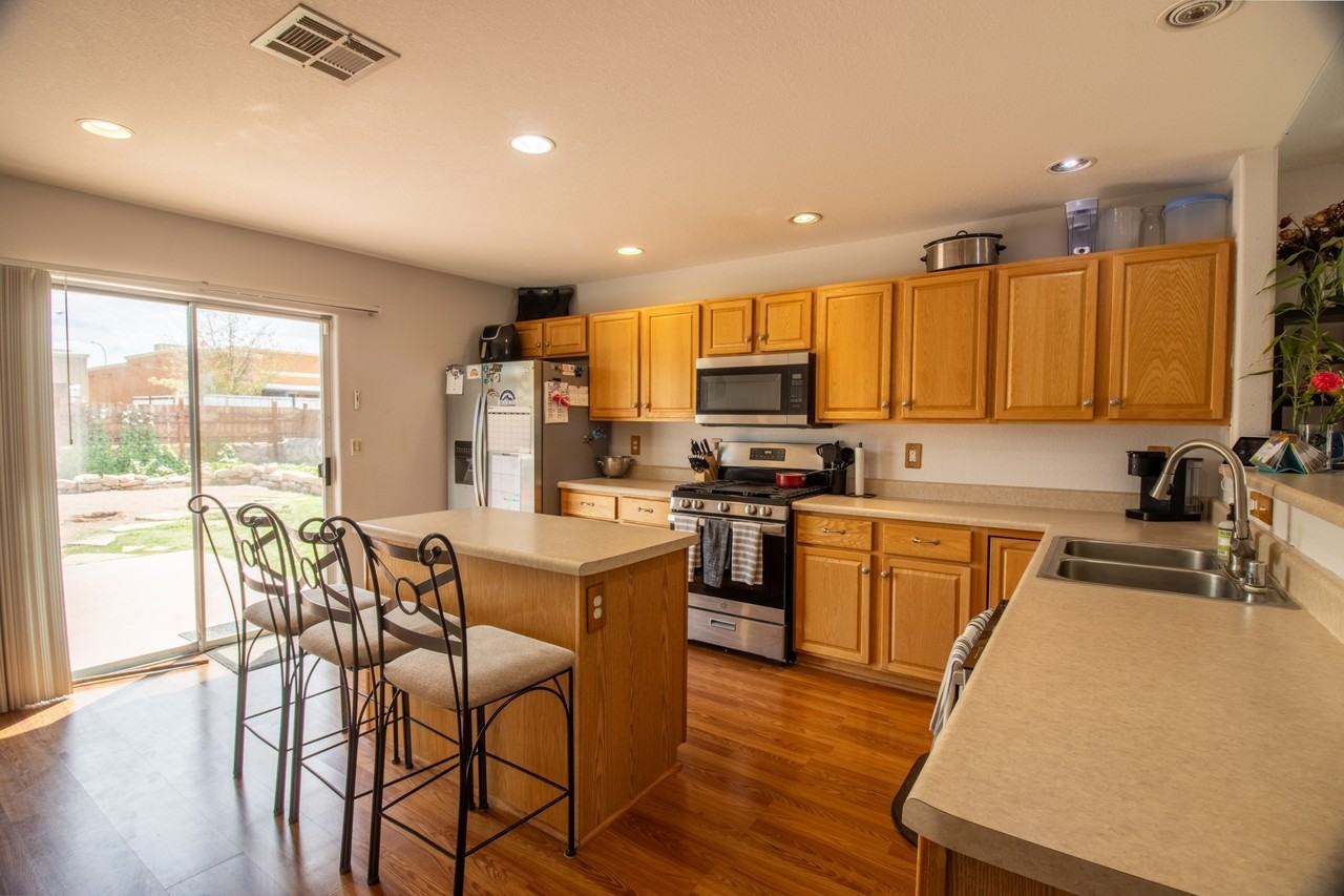 3913 Pearl Ct #1 - Photo 5 of 23