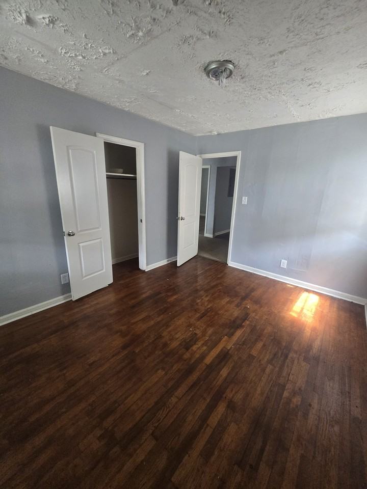 380 Astor St #1 - Photo 7 of 20