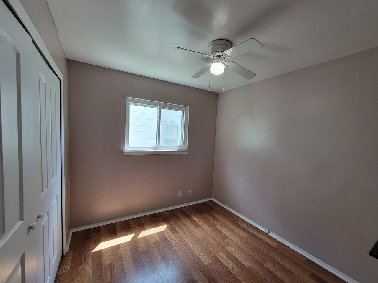 1060 Richmond Dr #1 - Photo 4 of 14