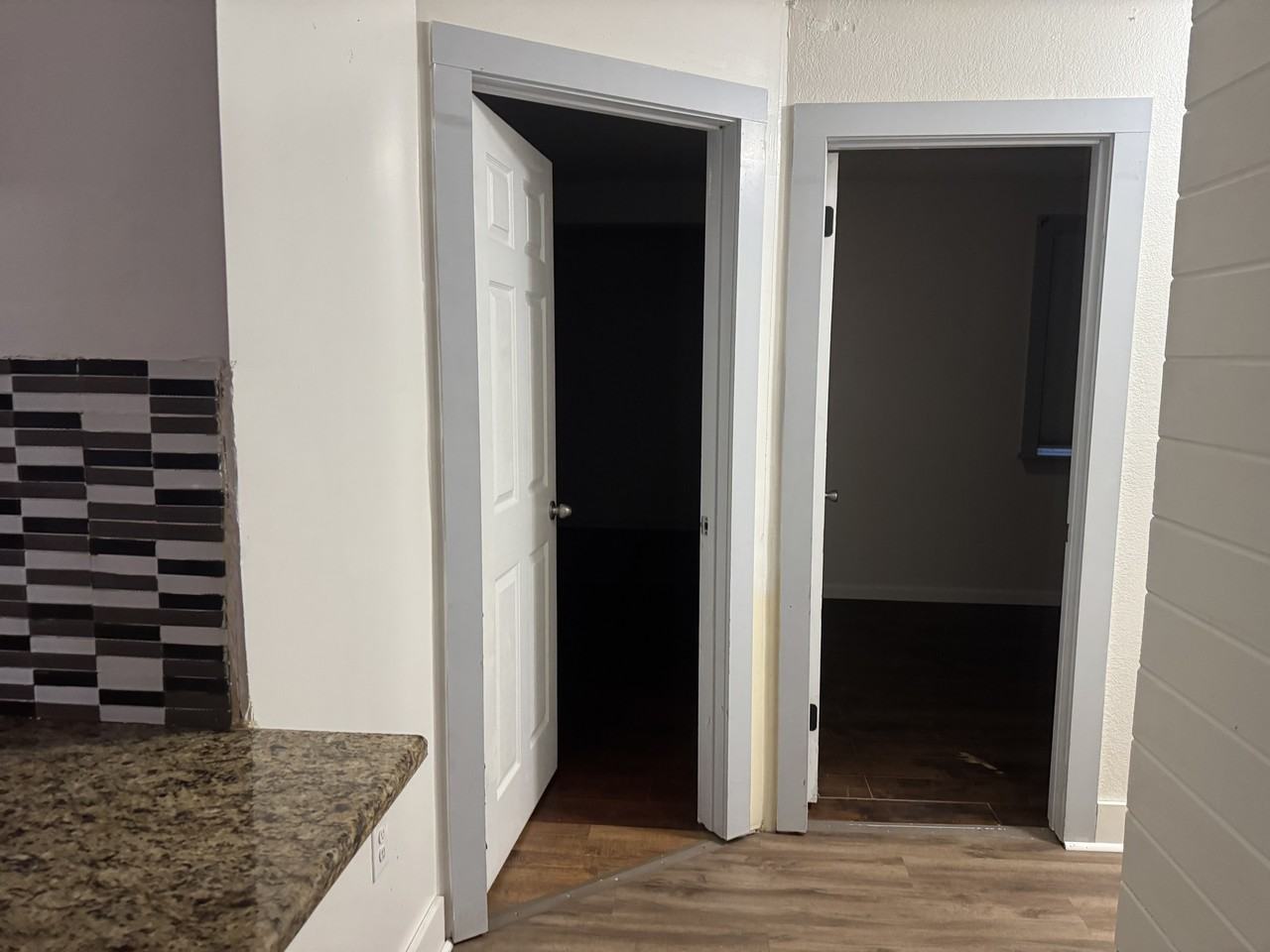 3712 W 22nd Plz #1 - Photo 6 of 10