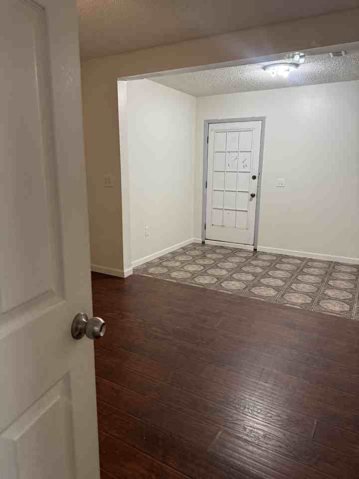 3712 W 22nd Plz #1 - Photo 7 of 10