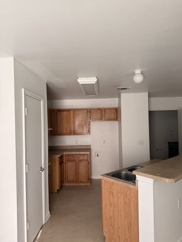 1901 Marshall Frank Dr #1 - Photo 4 of 8