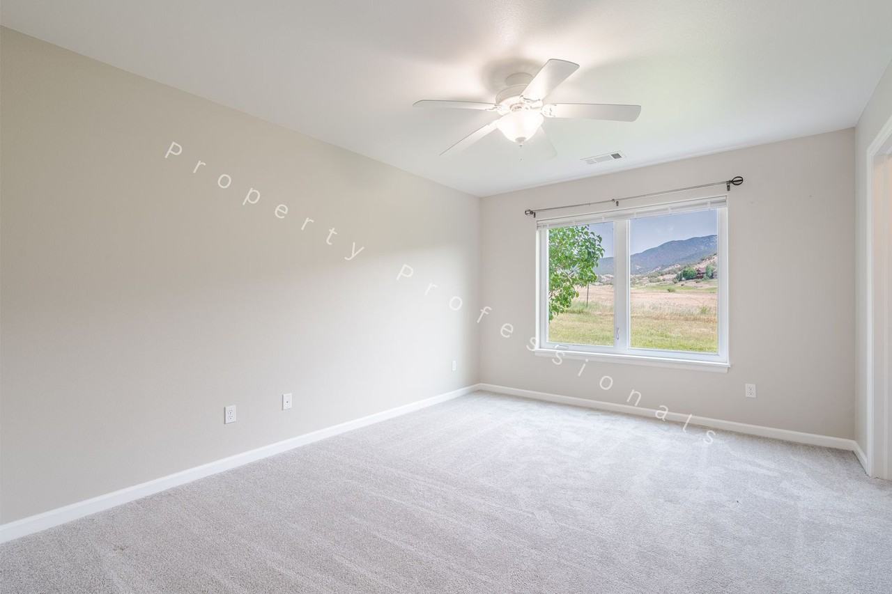 790 Castle Valley Blvd #A - Photo 6 of 16
