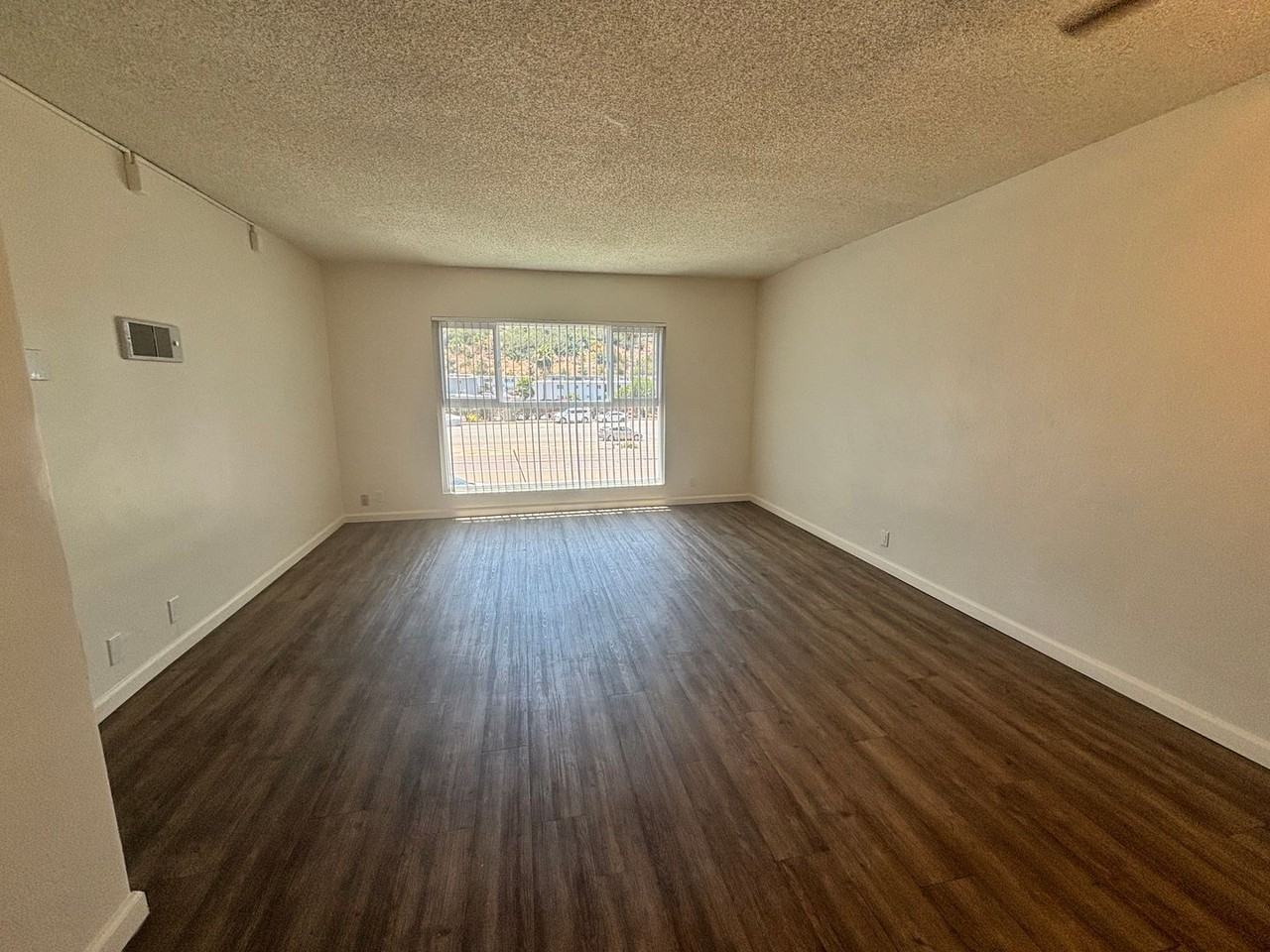 University Terrace Apartments - Photo 6 of 29