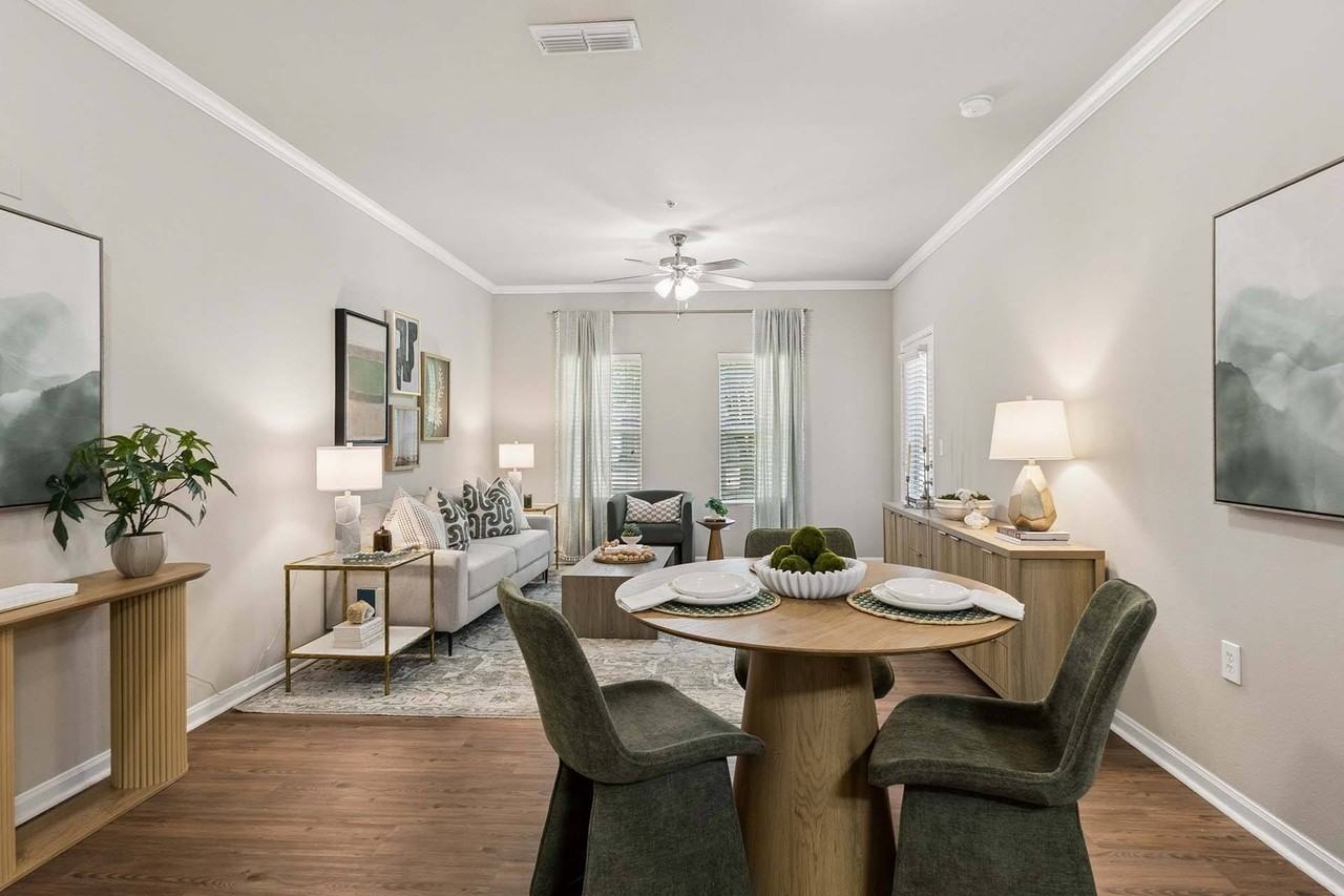 Avalon Apartments - Photo 5 of 38