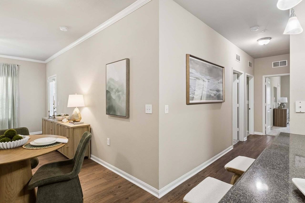 Avalon Apartments - Photo 7 of 38
