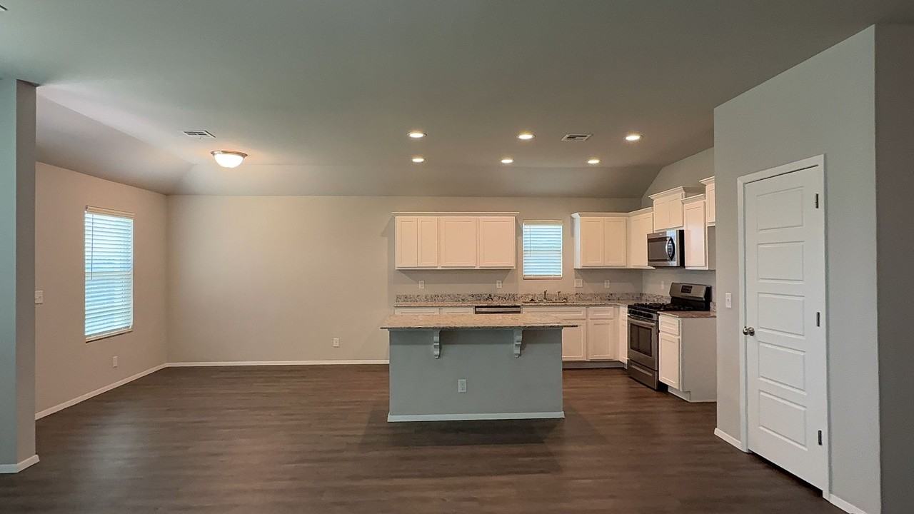 7524 E 160th St S - Photo 2 of 20