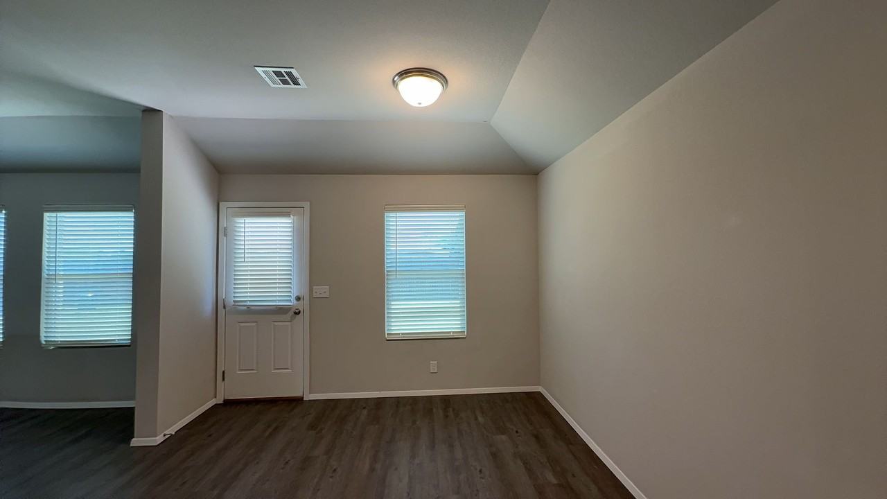 7524 E 160th St S - Photo 4 of 20