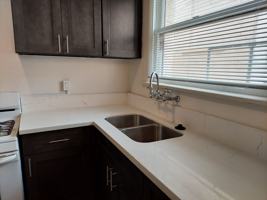 featured image of 1800 N La Brea Ave
