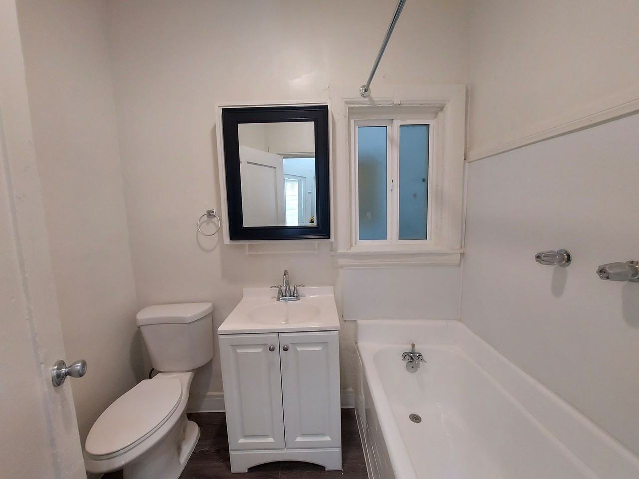 1800 North La Brea Ave - Photo 6 of 14