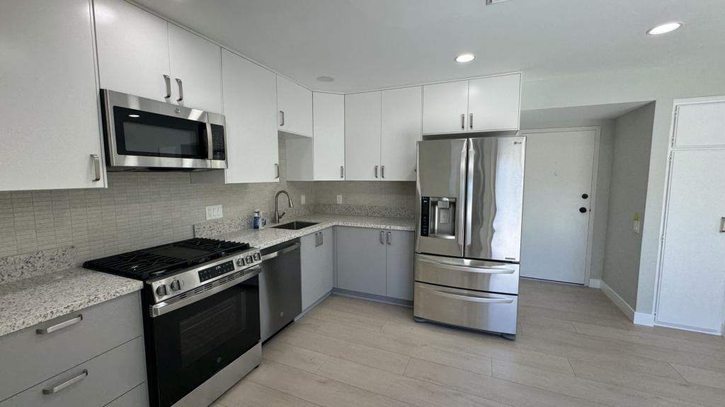 10541 Caminito Baywood - Photo 5 of 15
