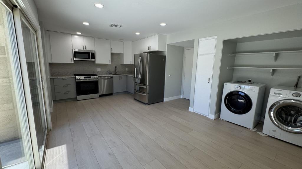 10541 Caminito Baywood - Photo 6 of 15