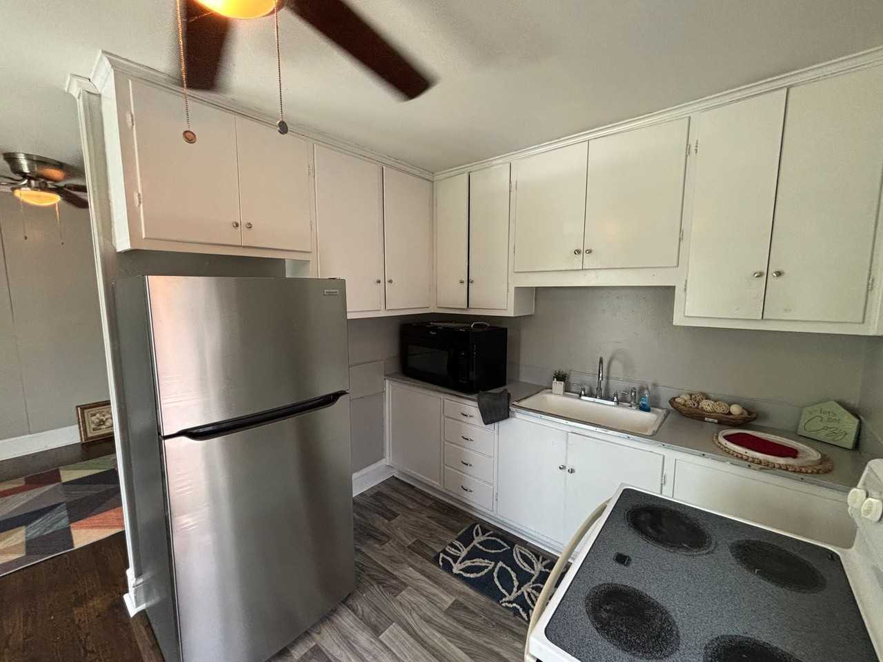 1114 S Aspen - Photo 2 of 48