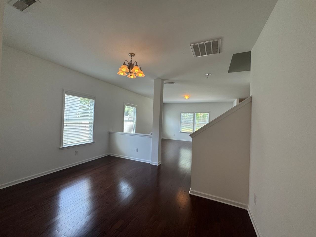 1507 Kellys Landing Dr - Photo 2 of 29