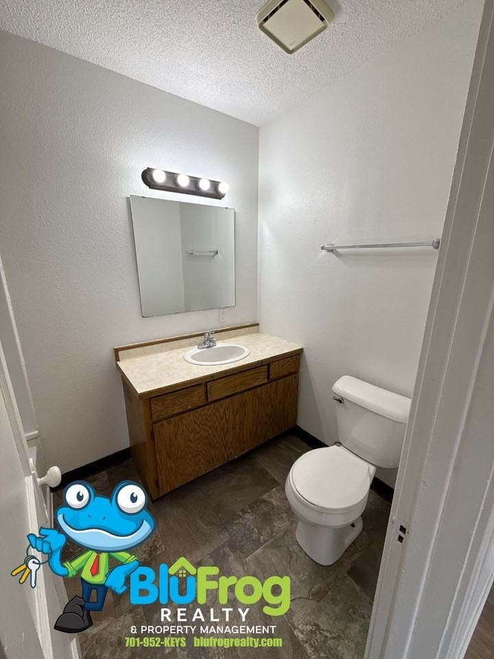 402 2nd Ave Nw #211 - Photo 5 of 8
