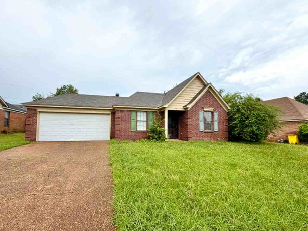 5435 Gardendale St - Photo 2 of 14