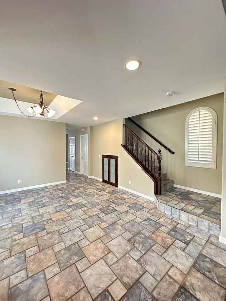 220 15th St - Photo 6 of 30