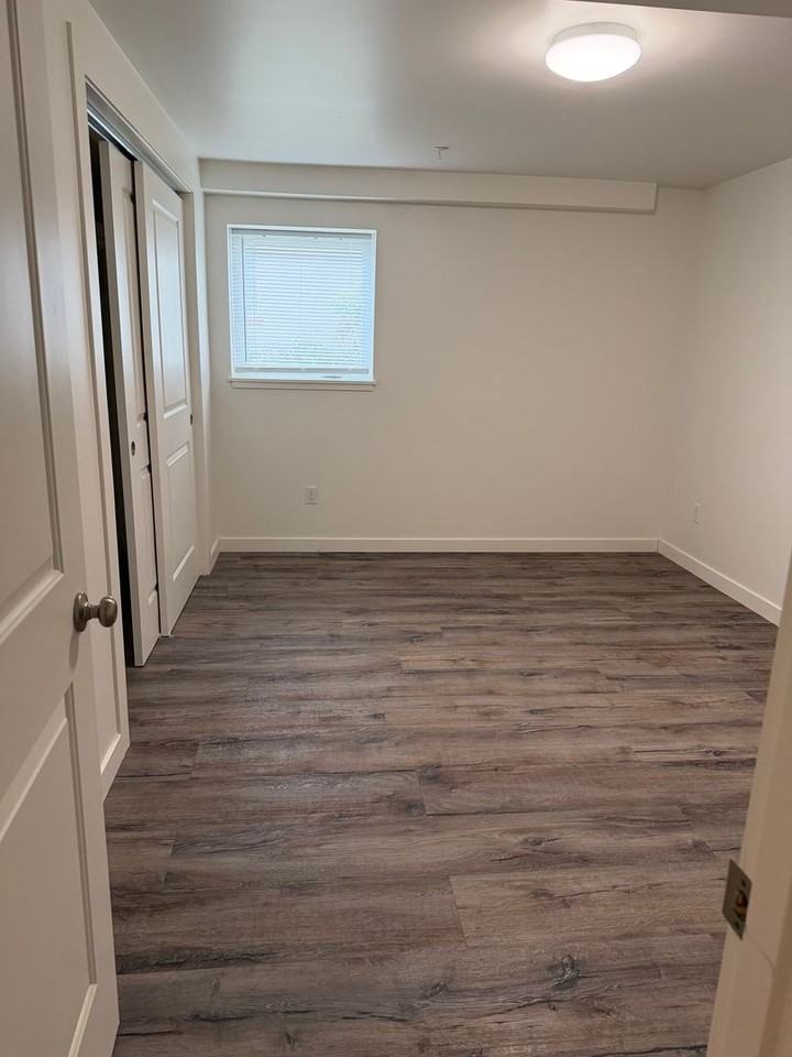Columbia Uptown, LLC - Photo 6 of 11